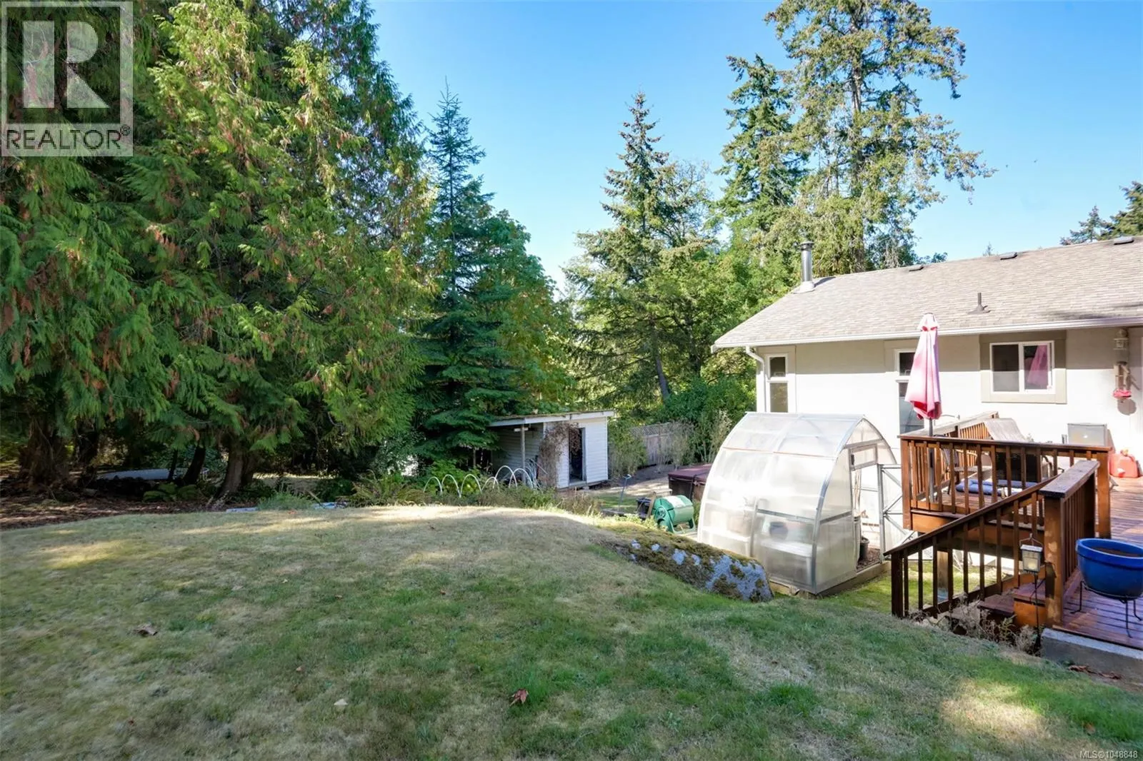 1215 Cloake Hill Rd