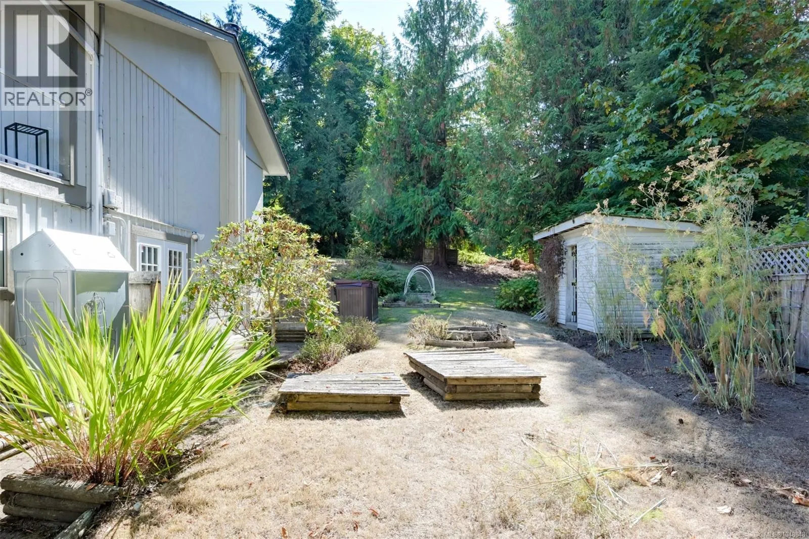 1215 Cloake Hill Rd