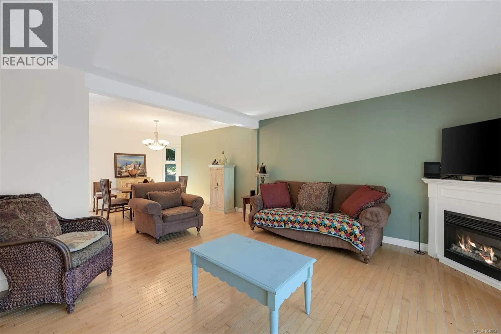1215 Cloake Hill Rd