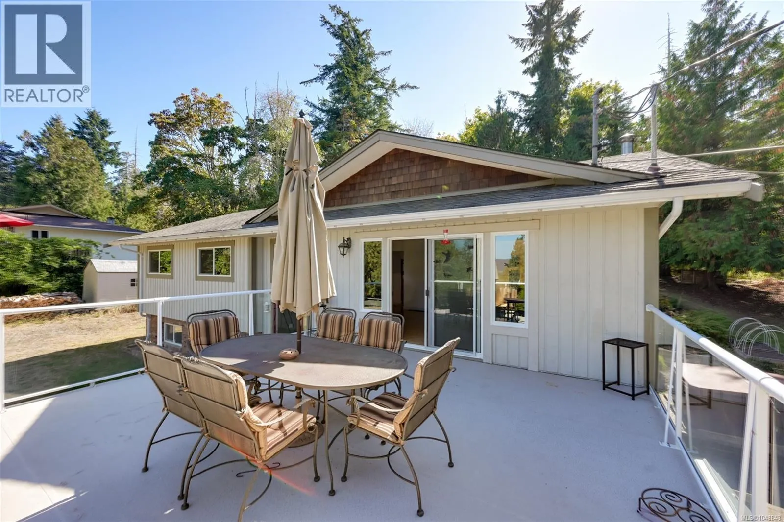 1215 Cloake Hill Rd