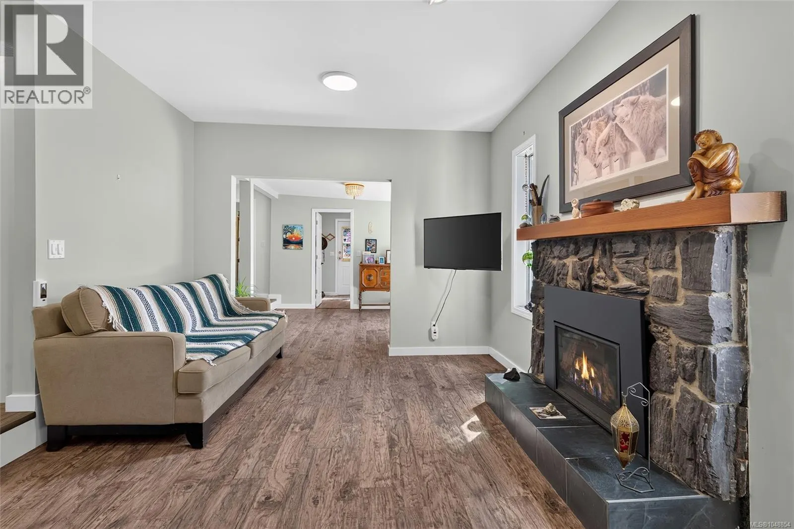 450 Aurora St