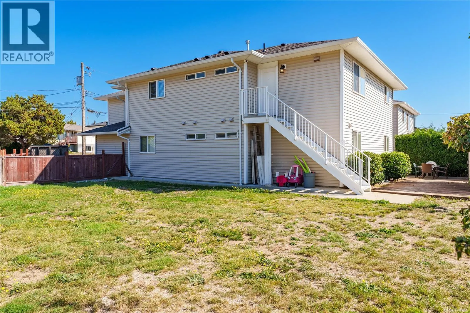 611 Sandy Crt