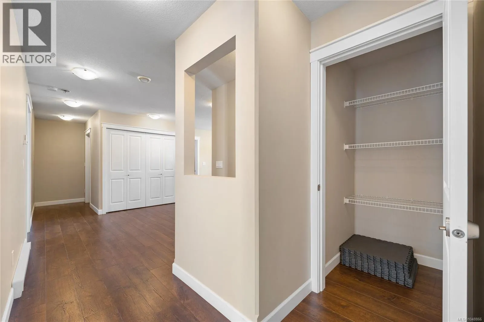 611 Sandy Crt
