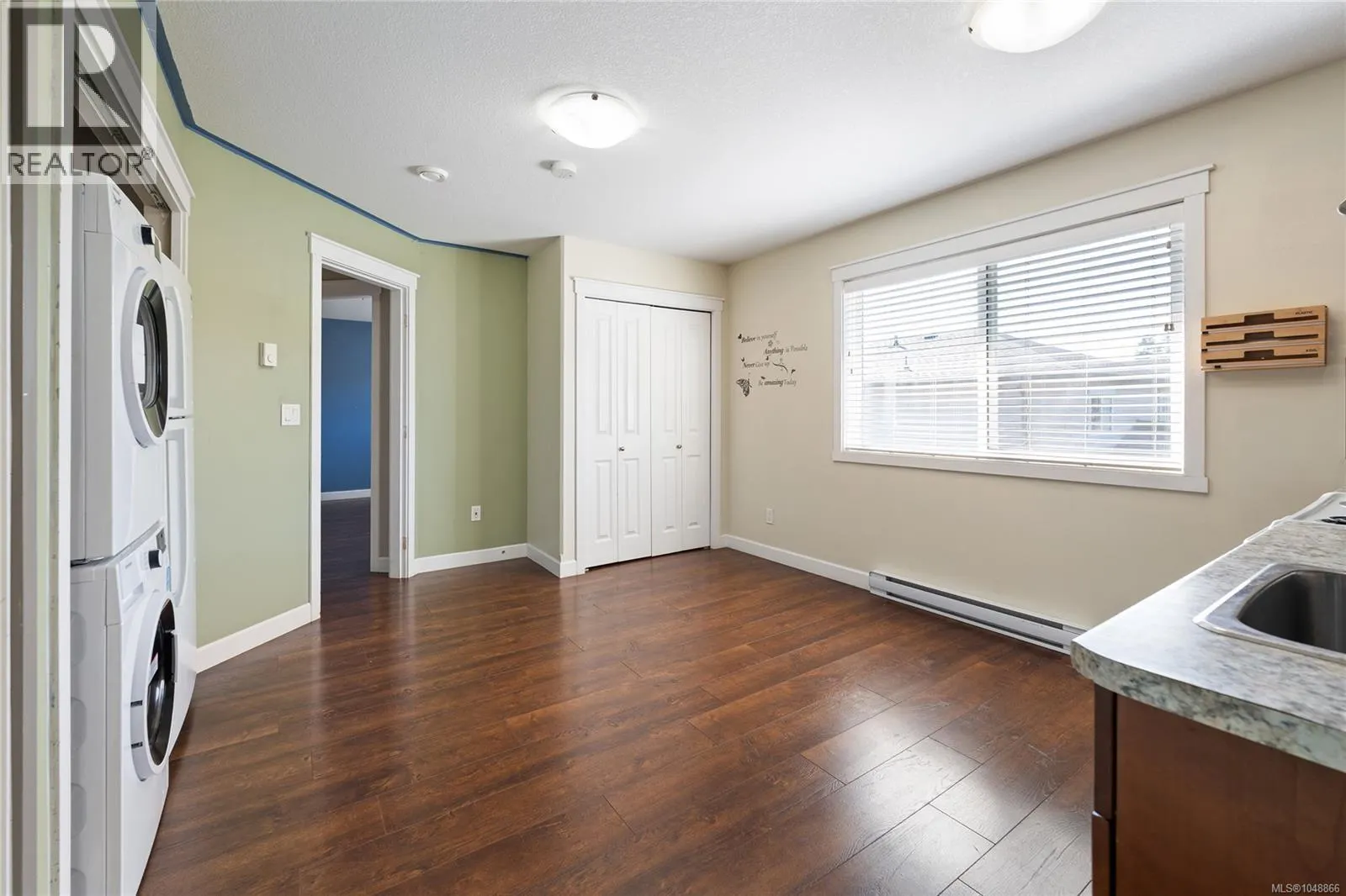 611 Sandy Crt