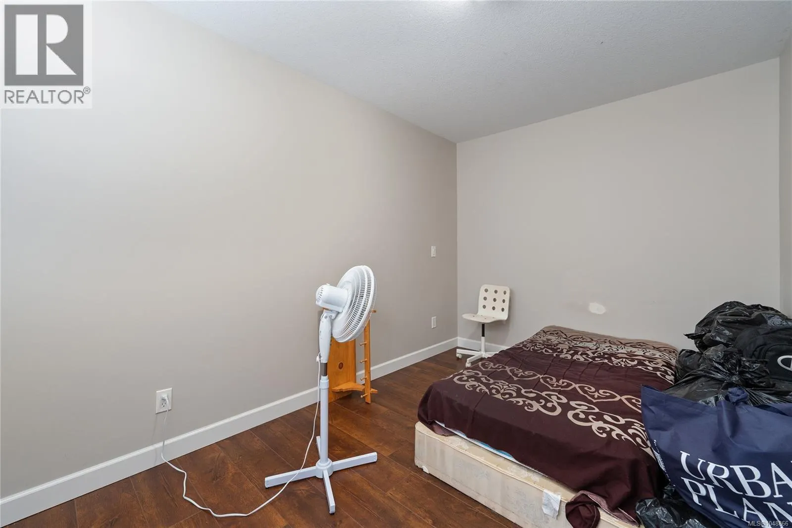 611 Sandy Crt