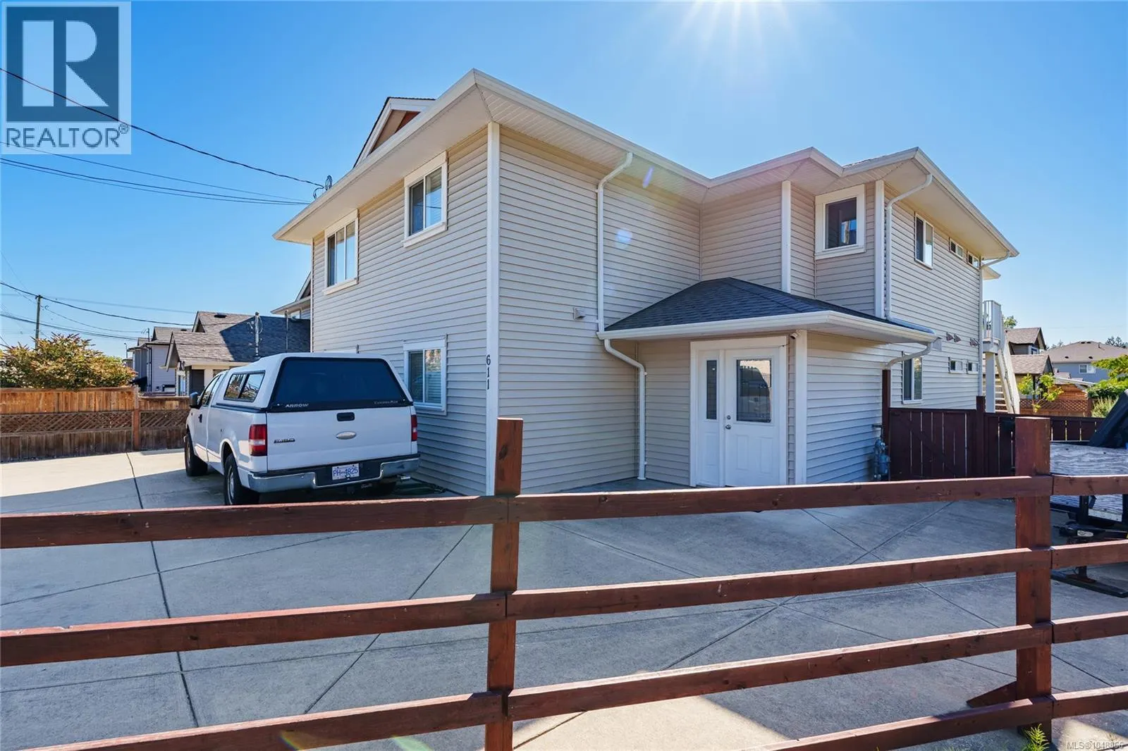 611 Sandy Crt