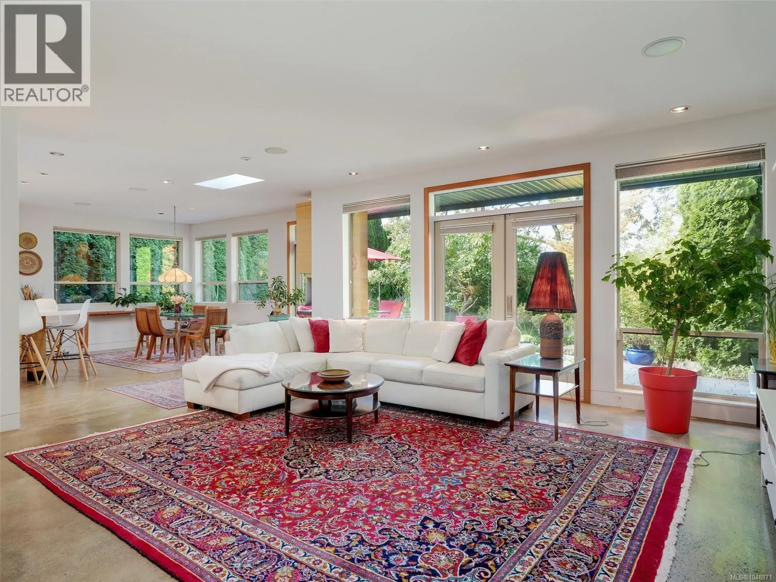 1047 San Marino Cres