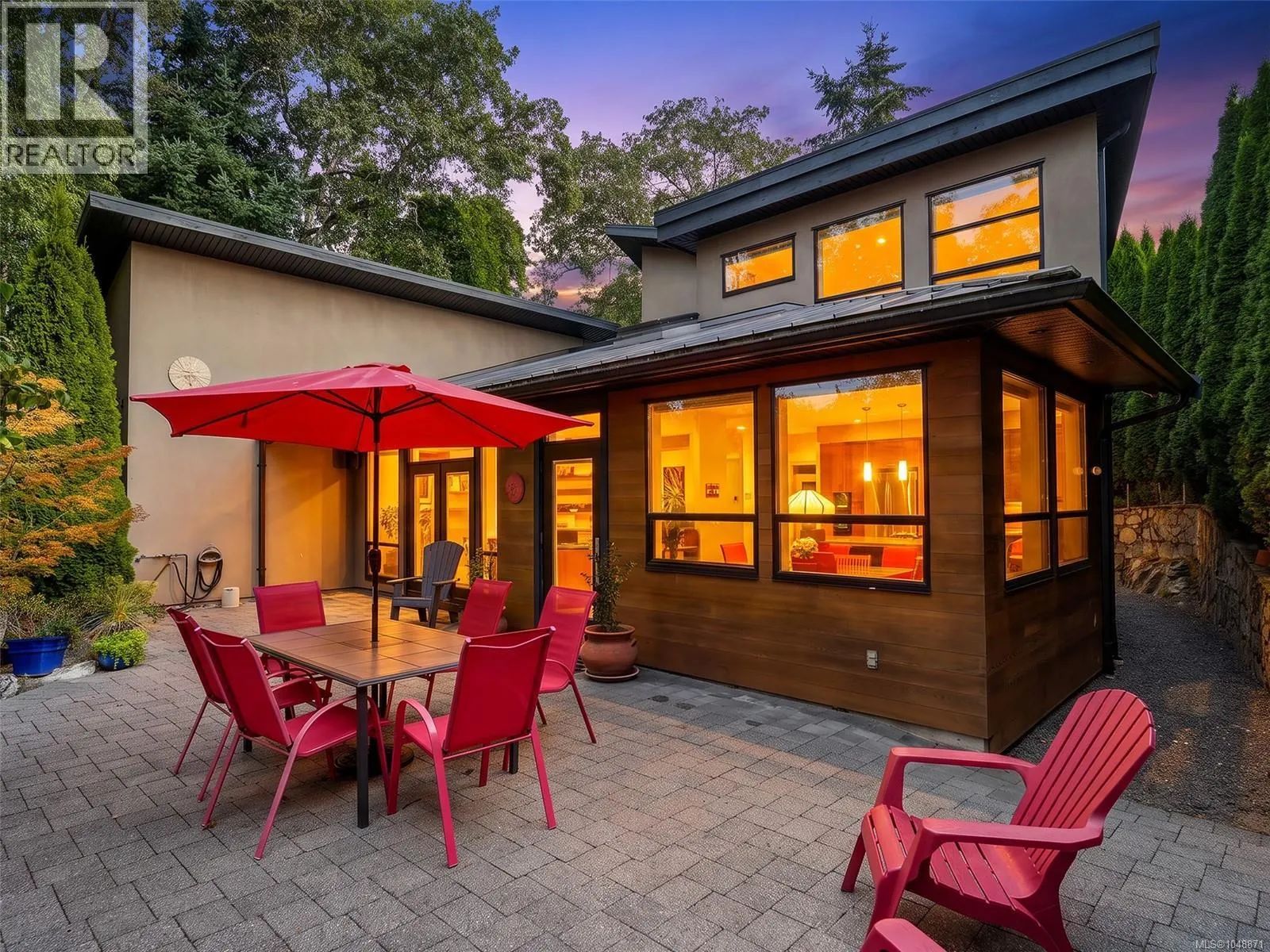 1047 San Marino Cres