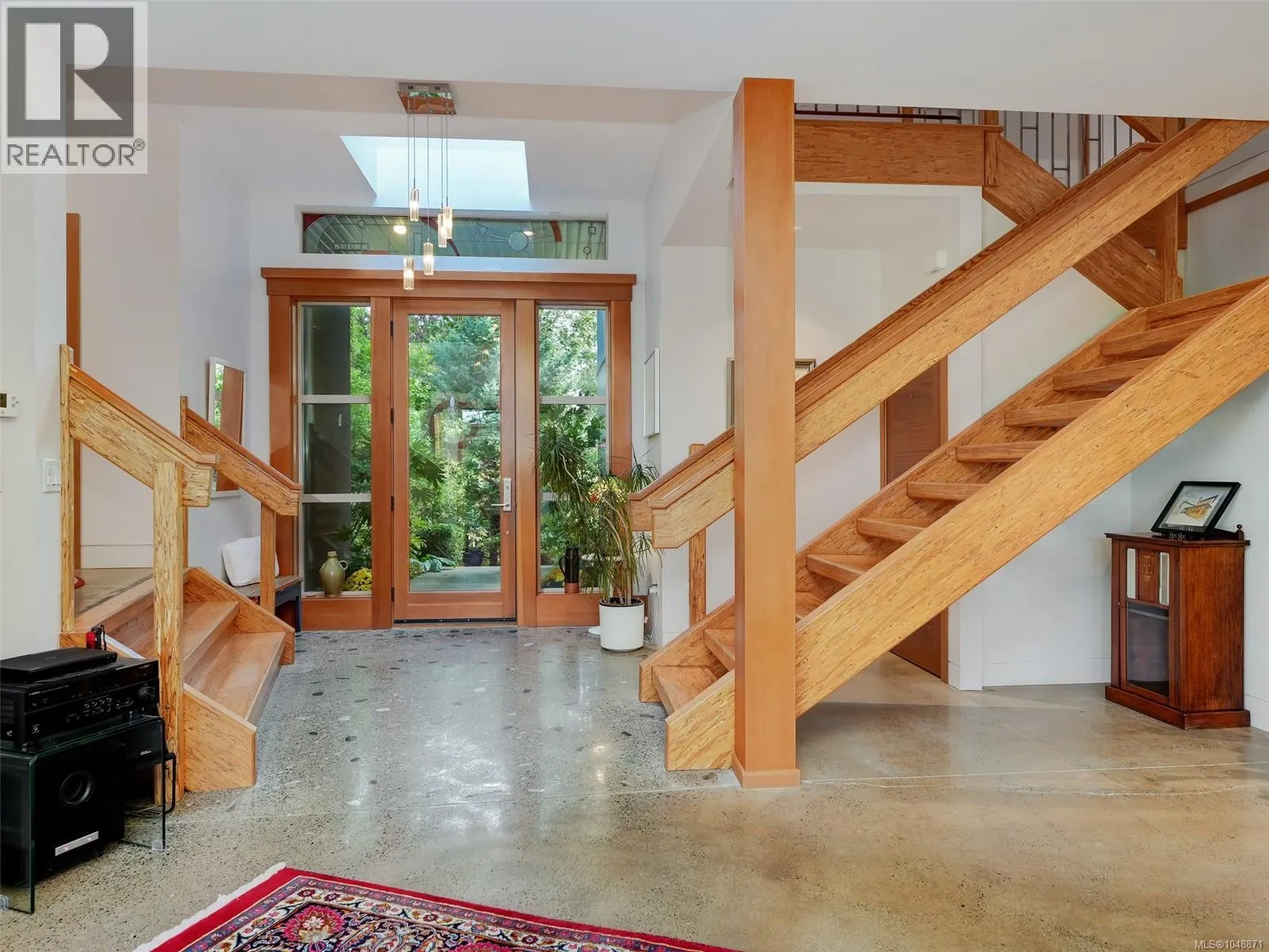 1047 San Marino Cres