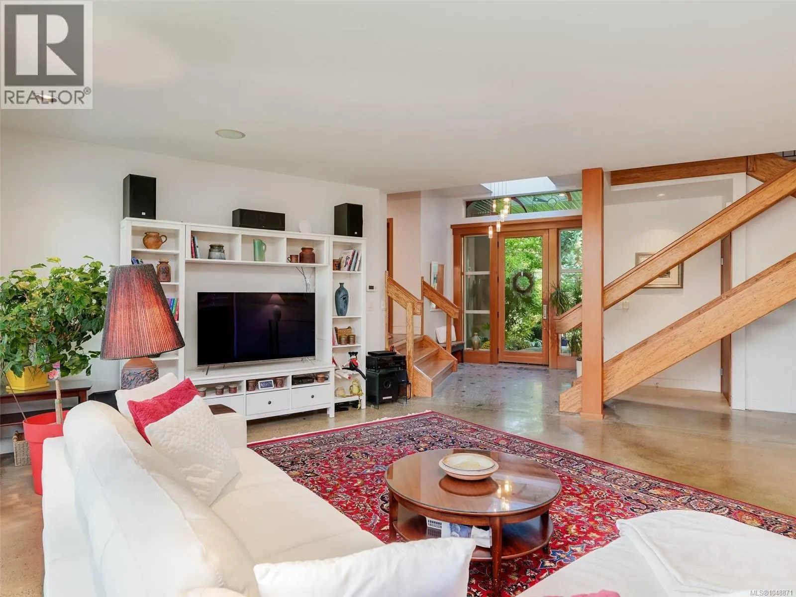 1047 San Marino Cres