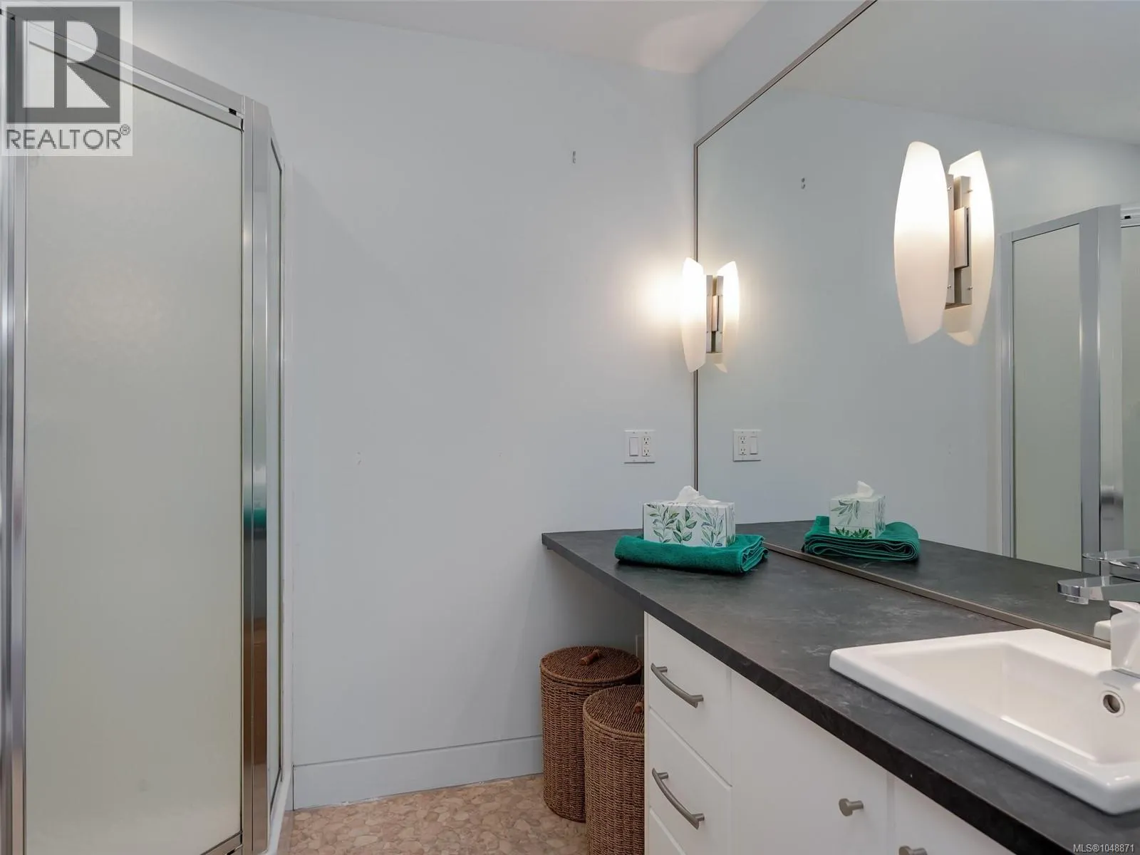 1047 San Marino Cres