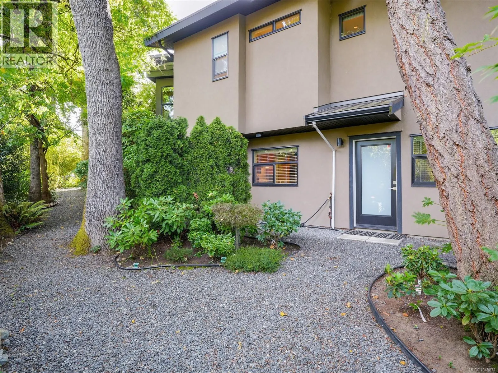 1047 San Marino Cres
