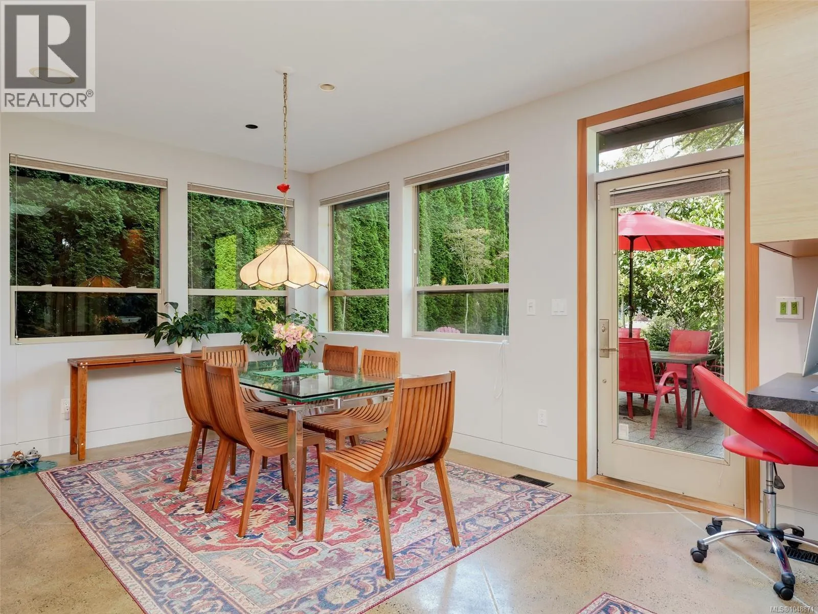 1047 San Marino Cres