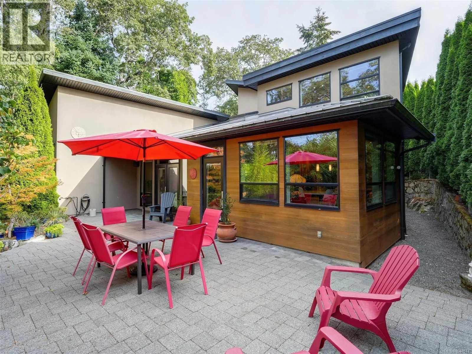 1047 San Marino Cres