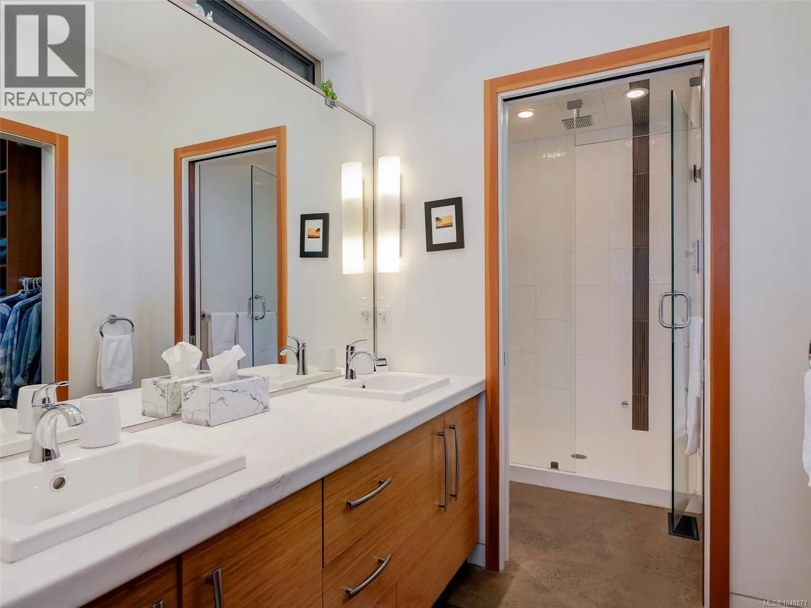 1047 San Marino Cres