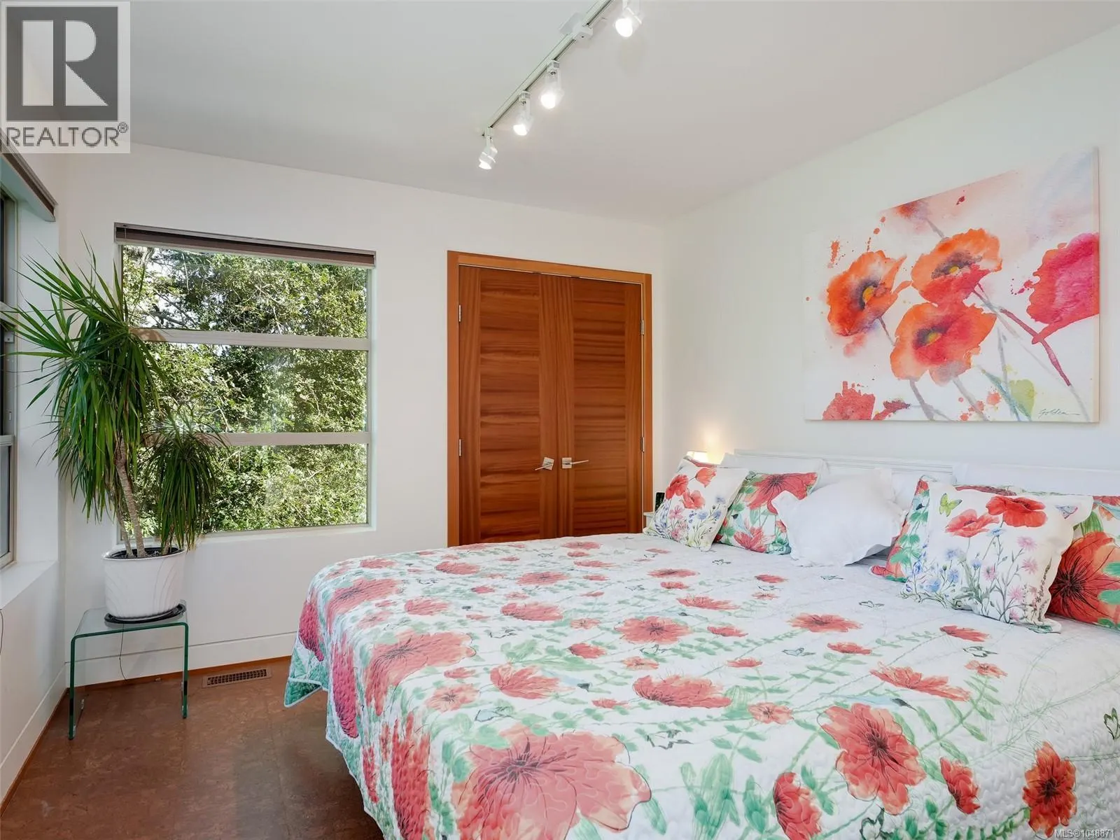 1047 San Marino Cres