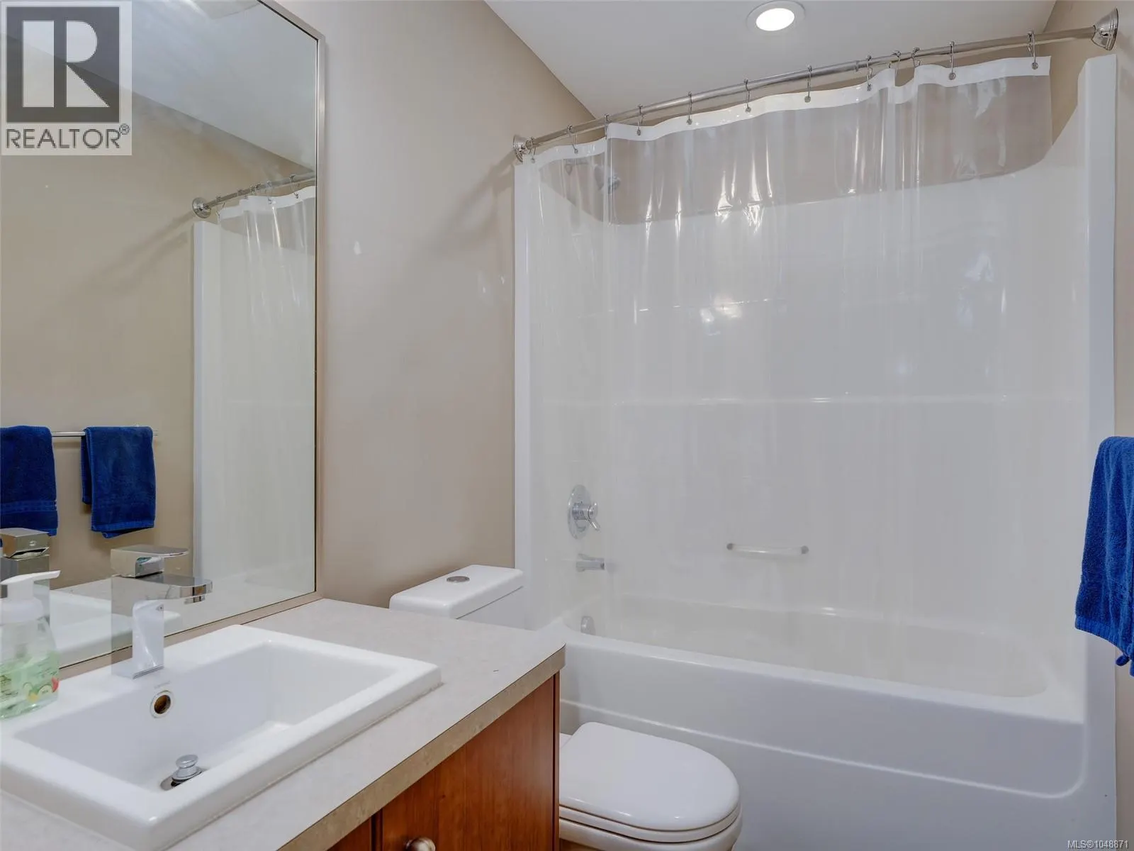 1047 San Marino Cres