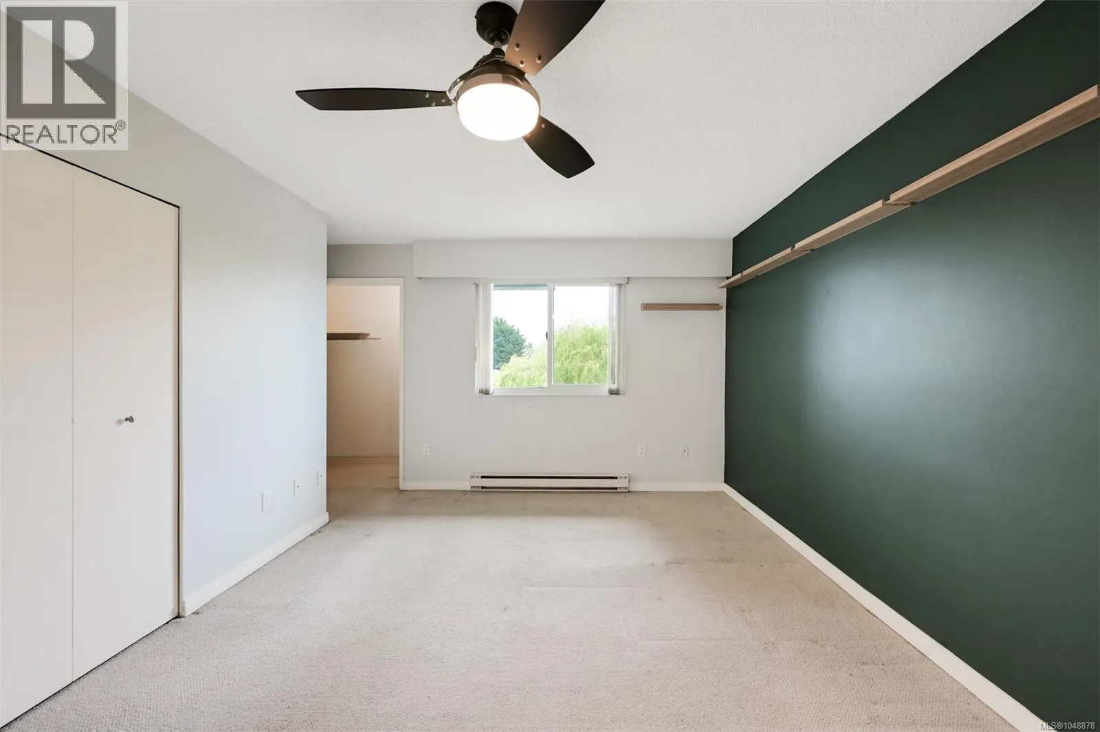 403 859 Carrie St