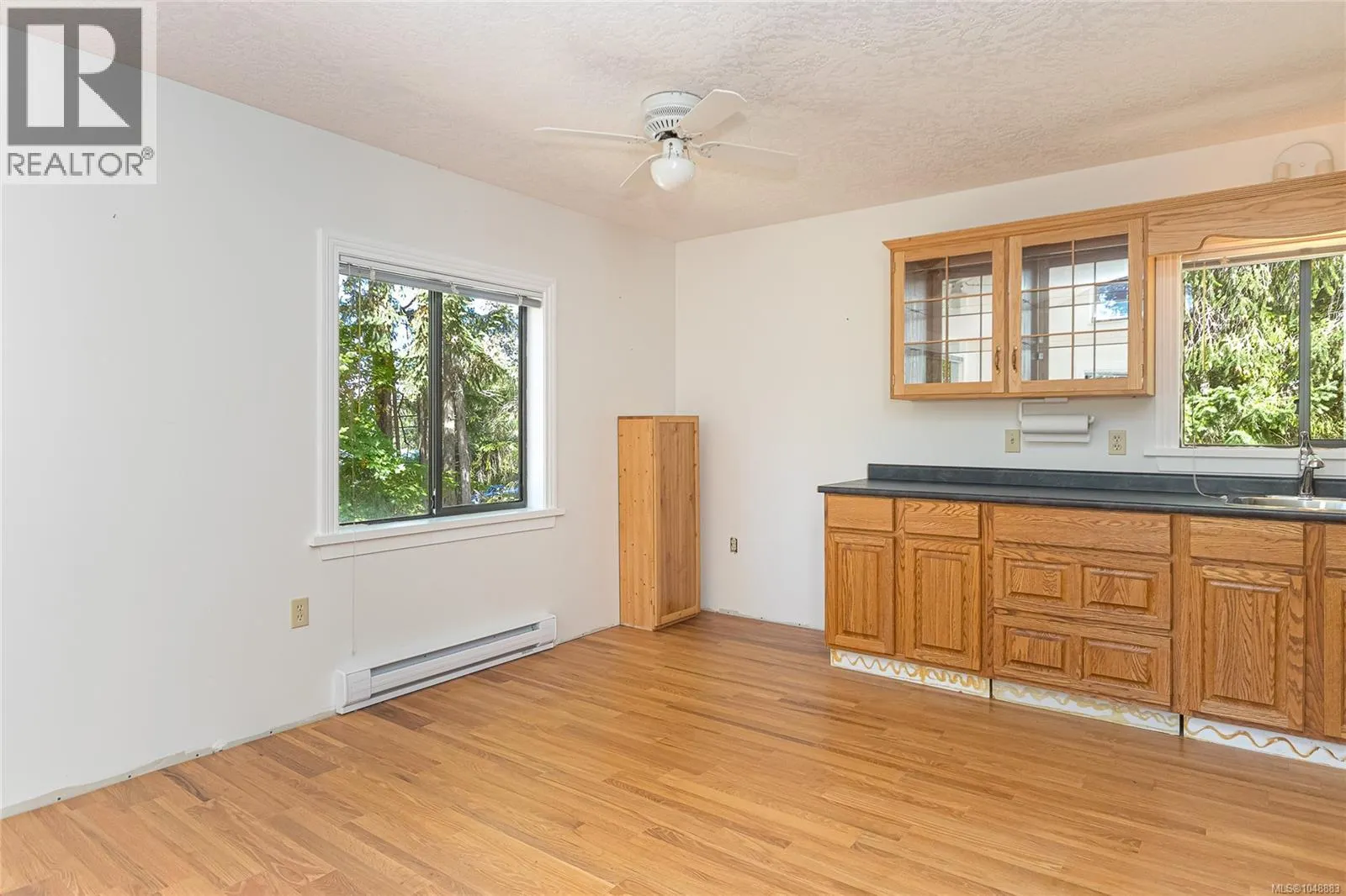 1475 McTavish Rd