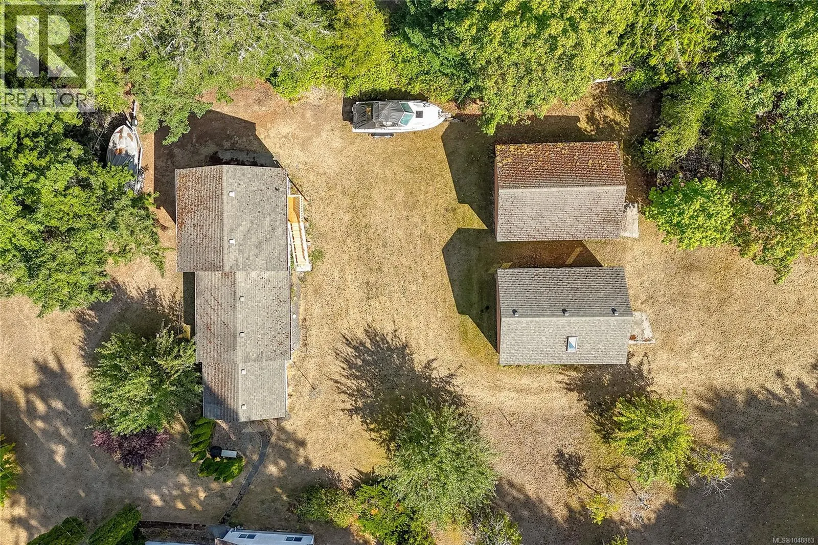 1475 McTavish Rd