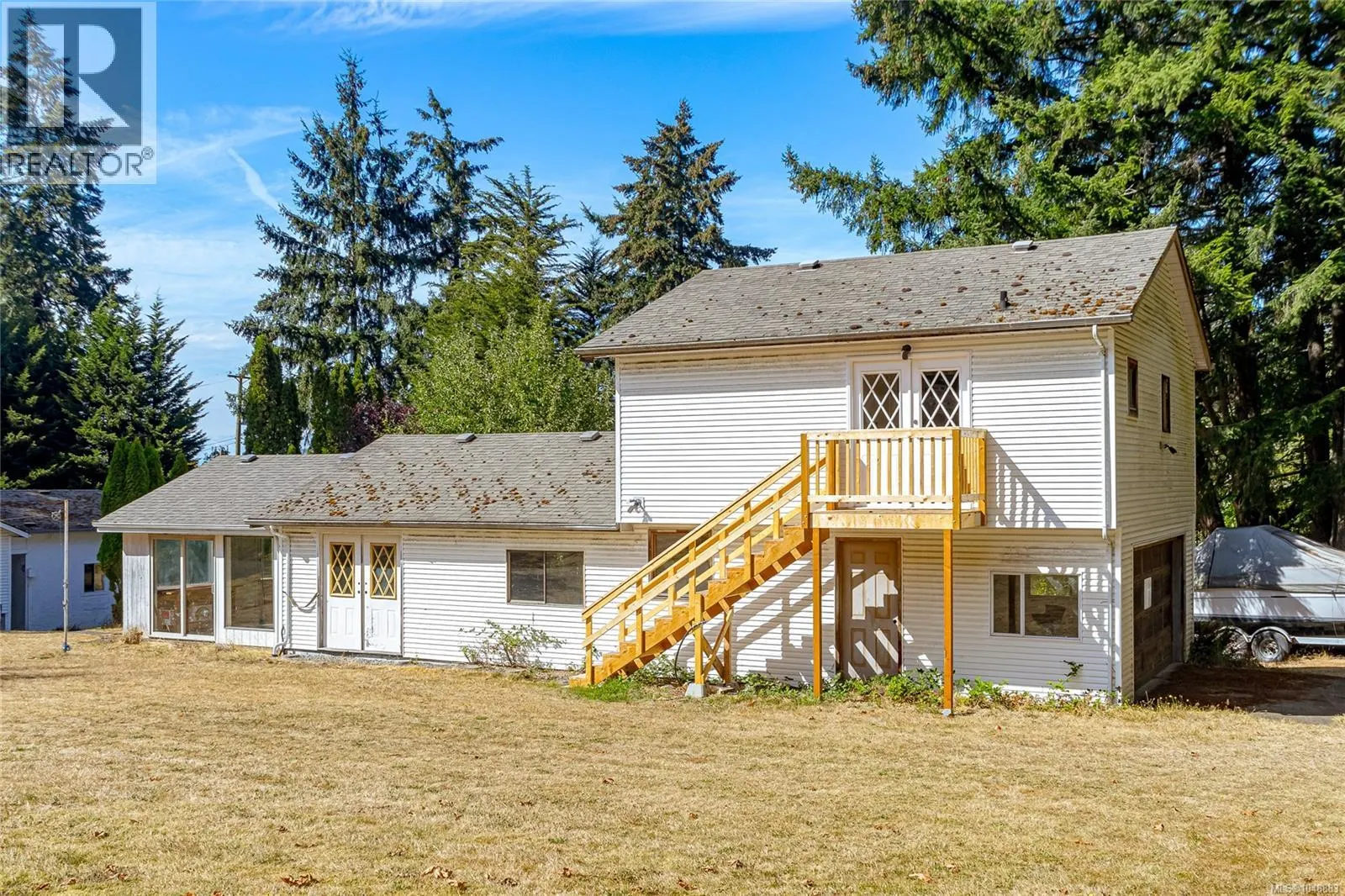 1475 McTavish Rd