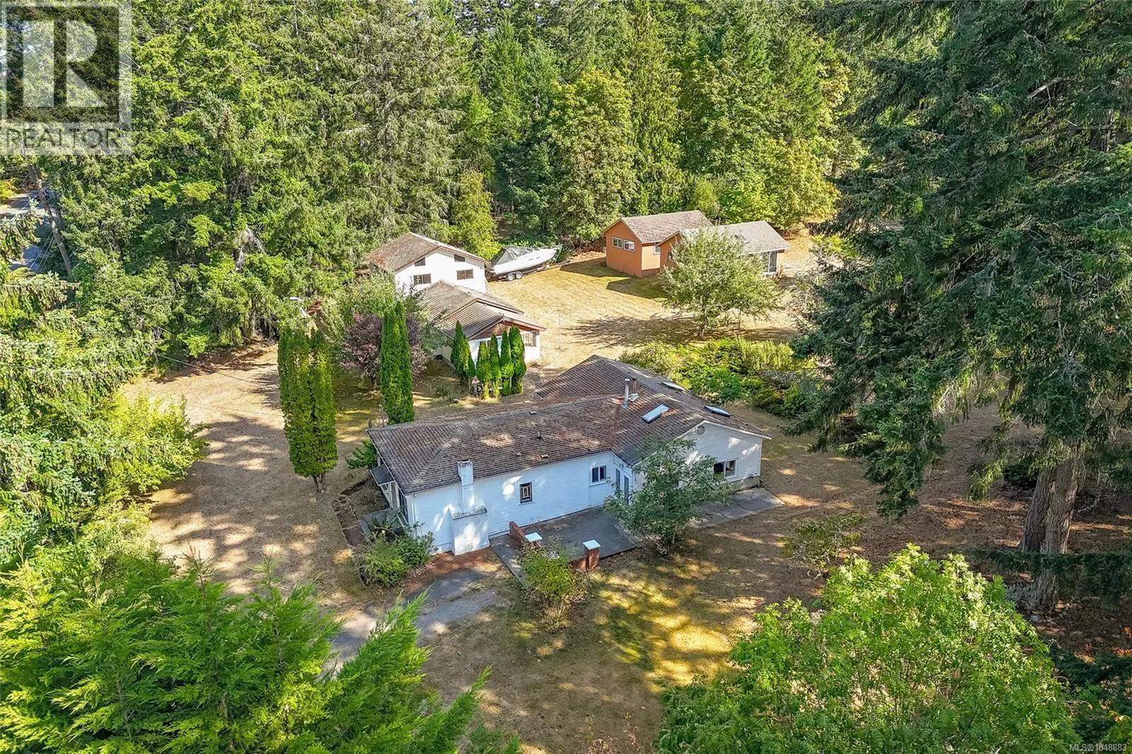 1475 McTavish Rd