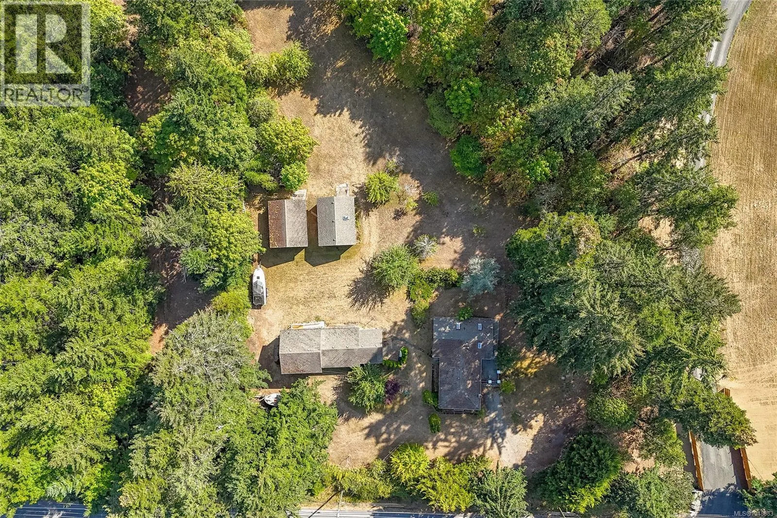 1475 McTavish Rd