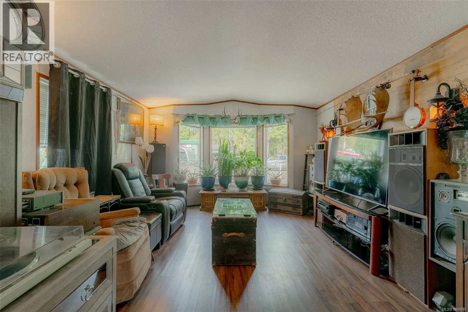 5686 Beaver Creek Rd
