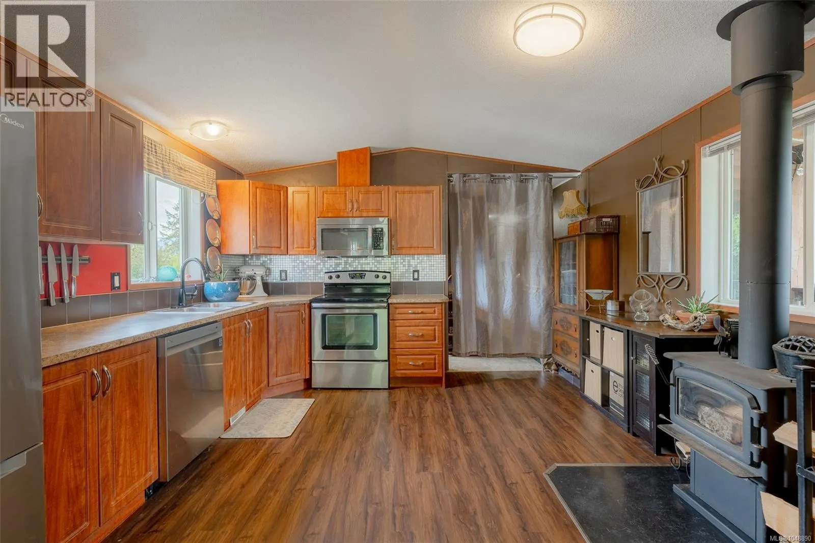 5686 Beaver Creek Rd