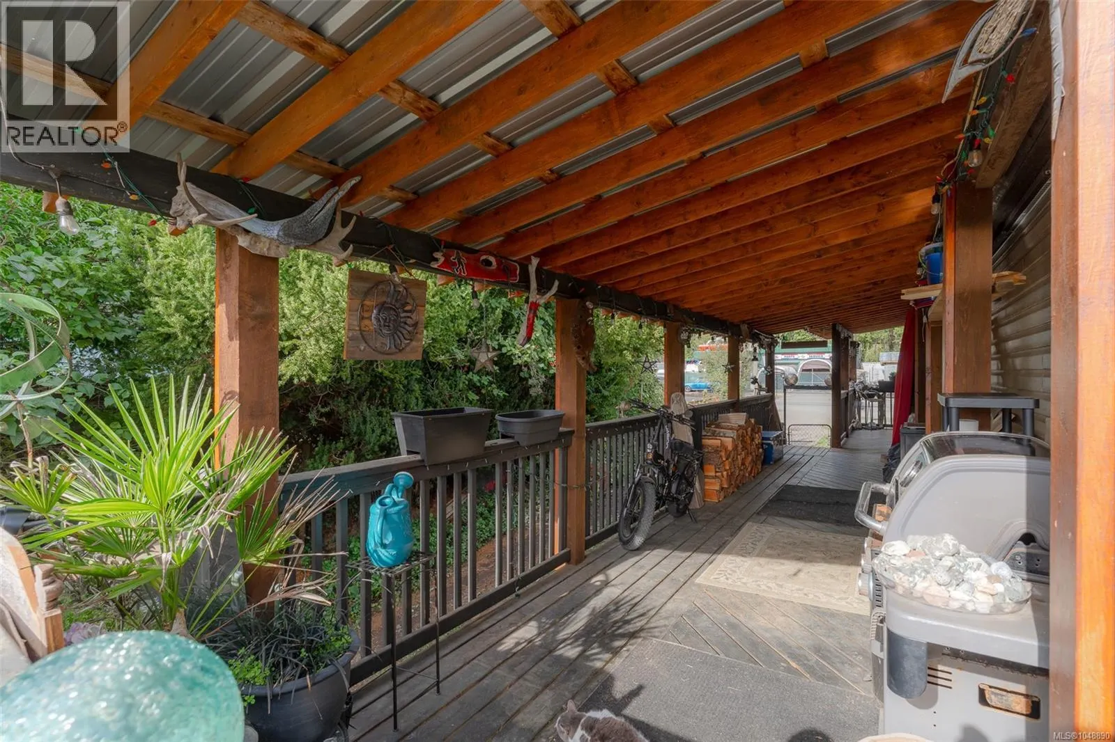 5686 Beaver Creek Rd