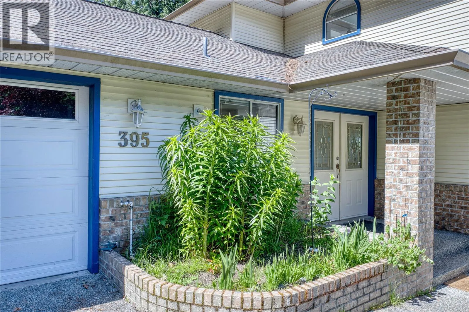 395 Woodley Rd