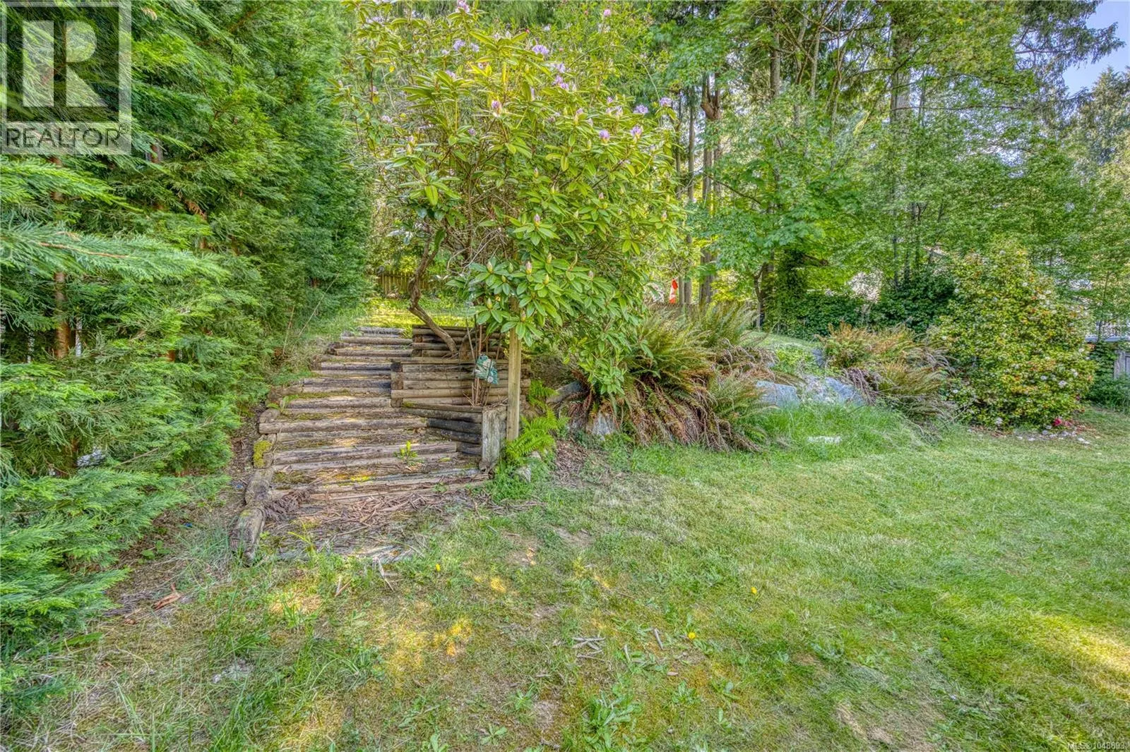 395 Woodley Rd