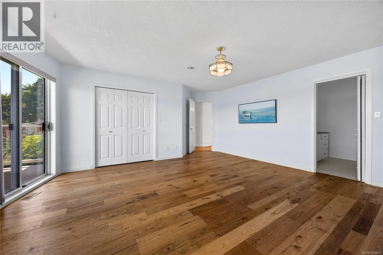 395 Woodley Rd