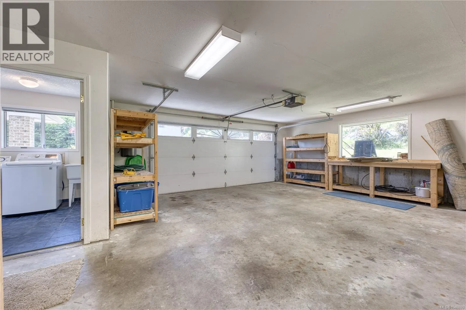 395 Woodley Rd