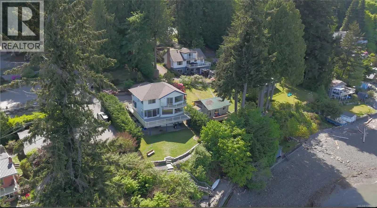 395 Woodley Rd