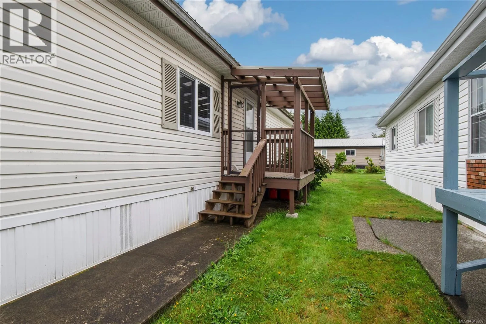 15 1451 Perkins Rd