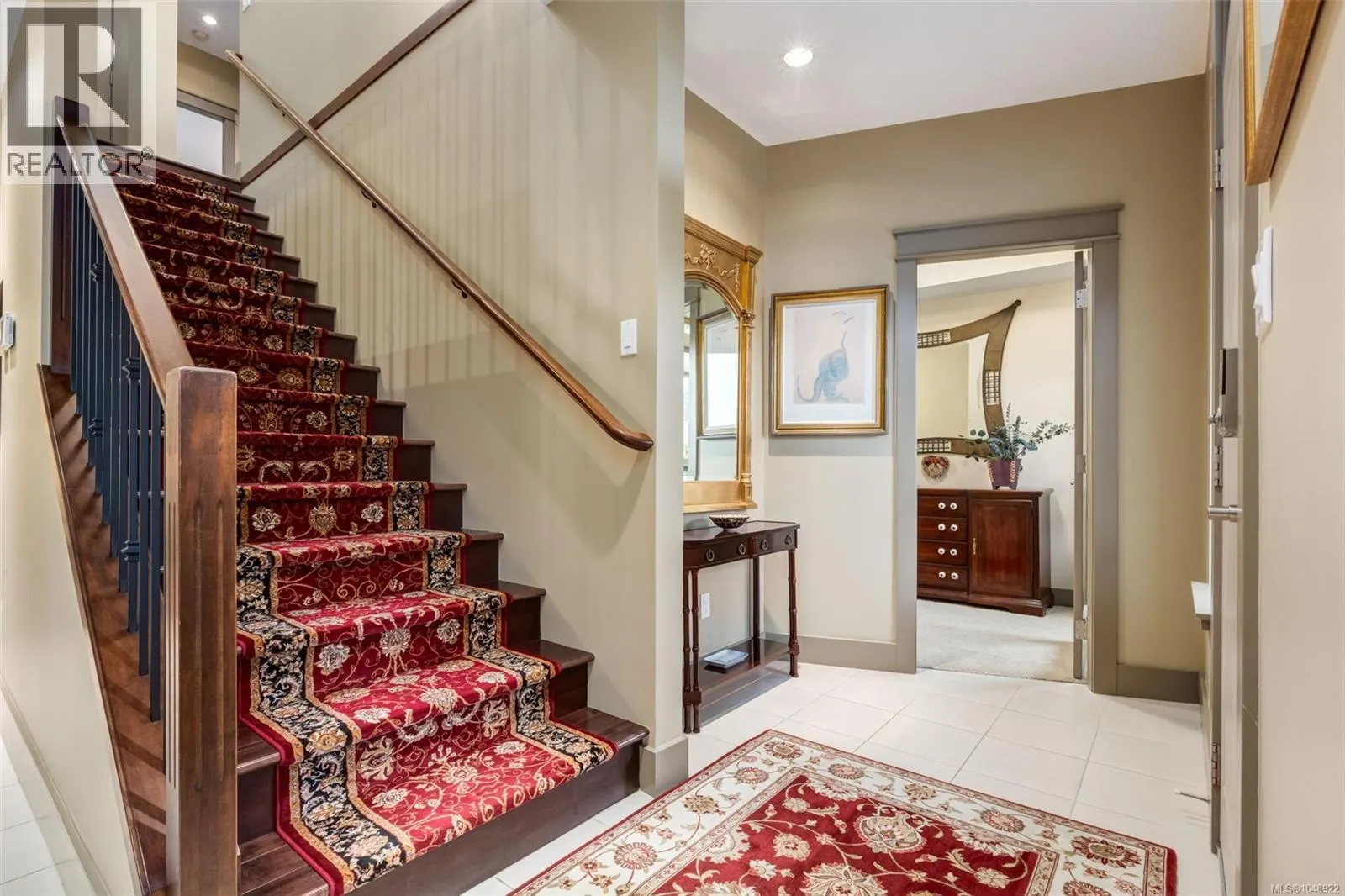 102 5418 Jacobs Lane