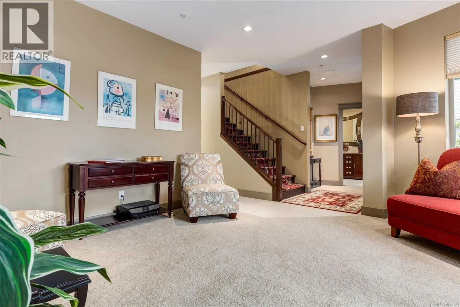 102 5418 Jacobs Lane