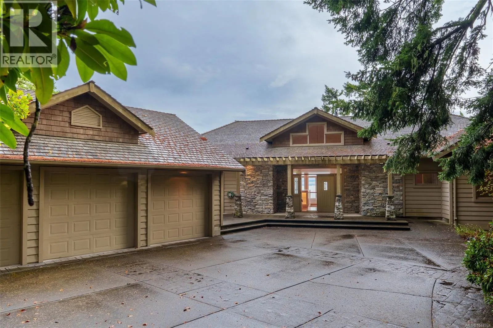 558 Wilderness Pl