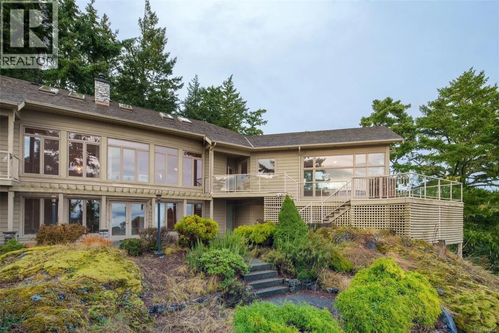 558 Wilderness Pl