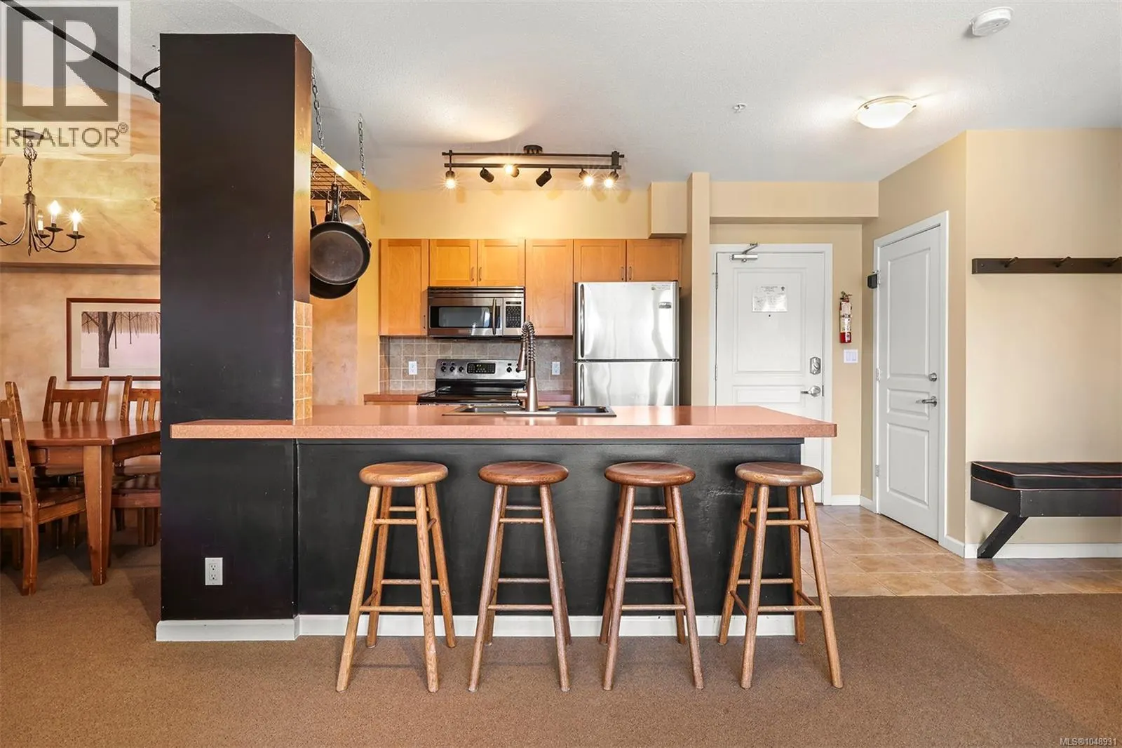 215 1280 Alpine Rd