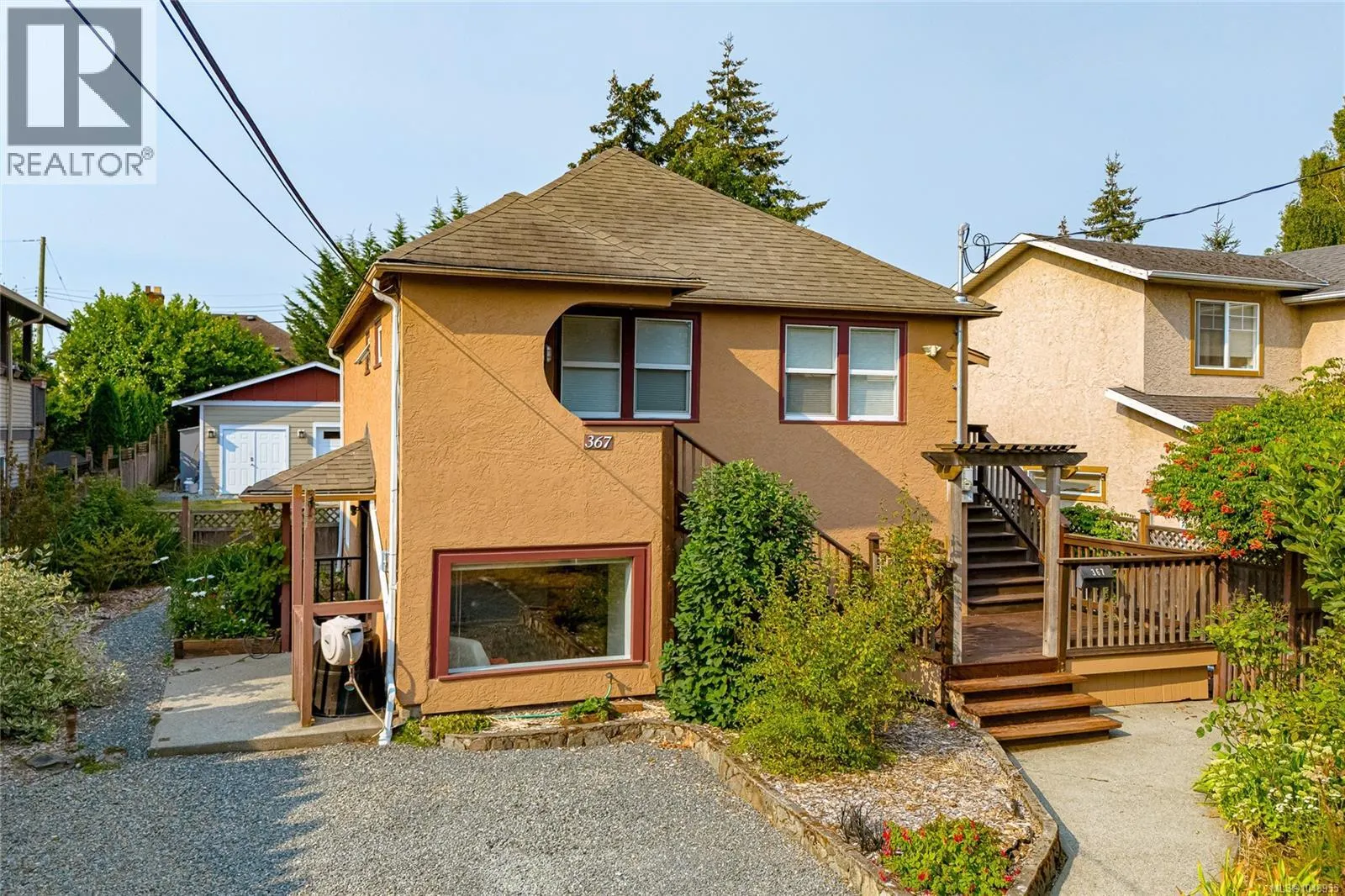 367 Vincent Ave