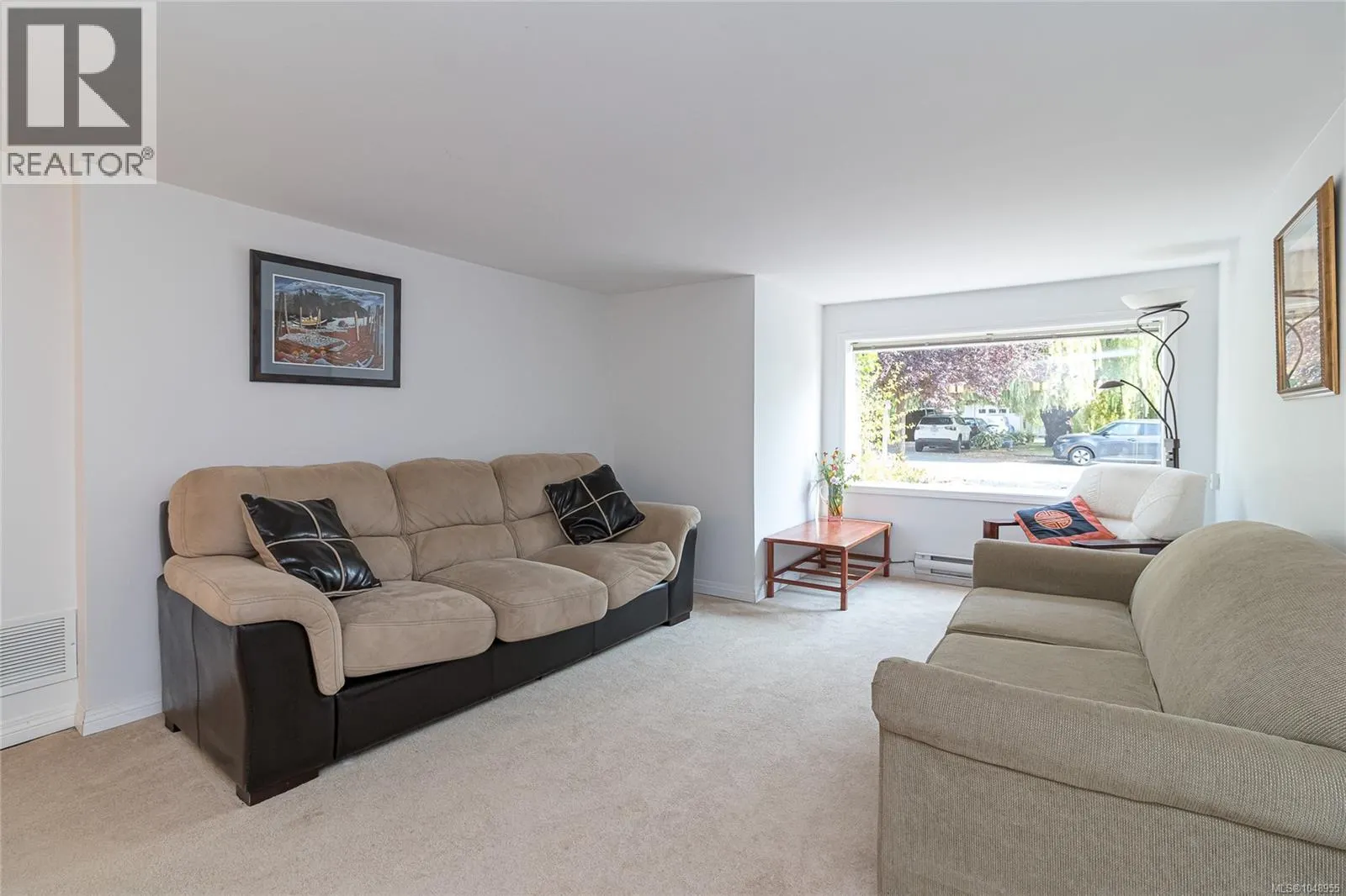 367 Vincent Ave