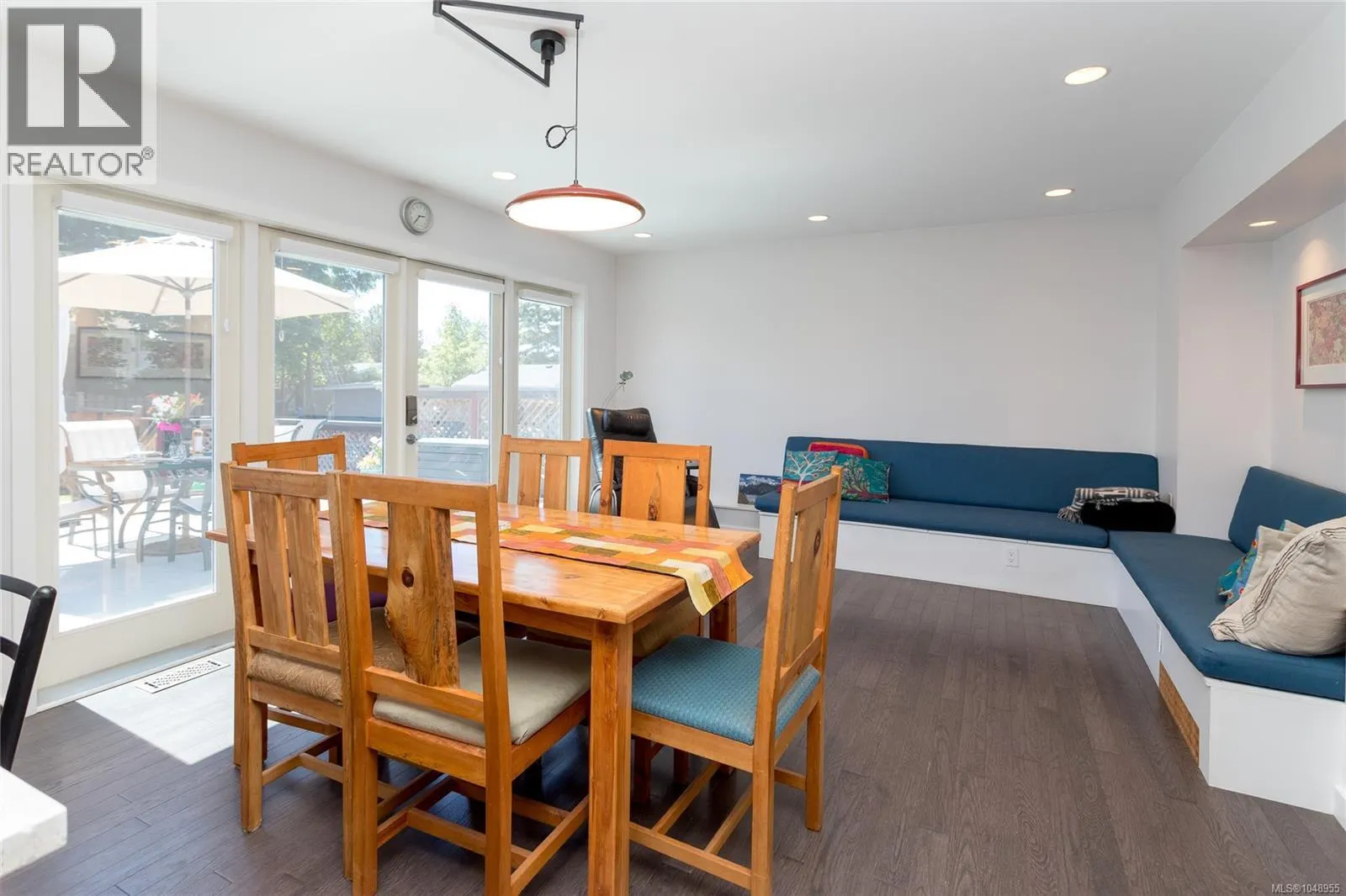 367 Vincent Ave