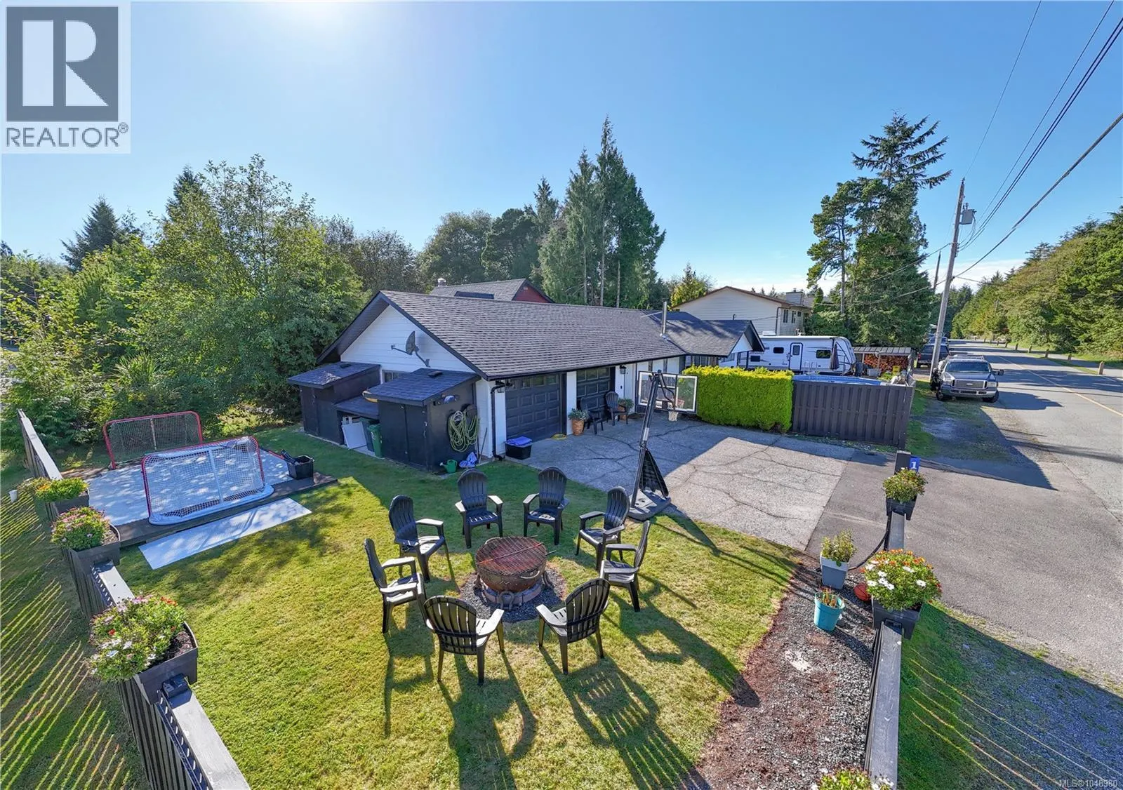 1626 Larch Rd