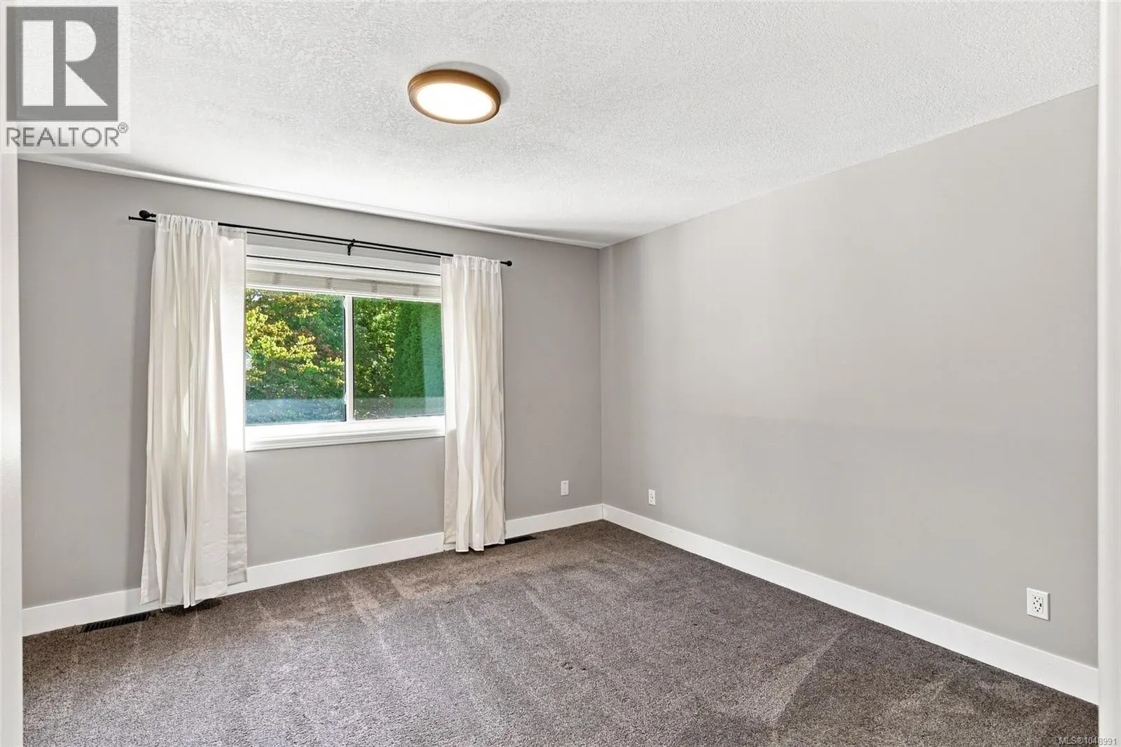 5822 Shadow Mountain Rd