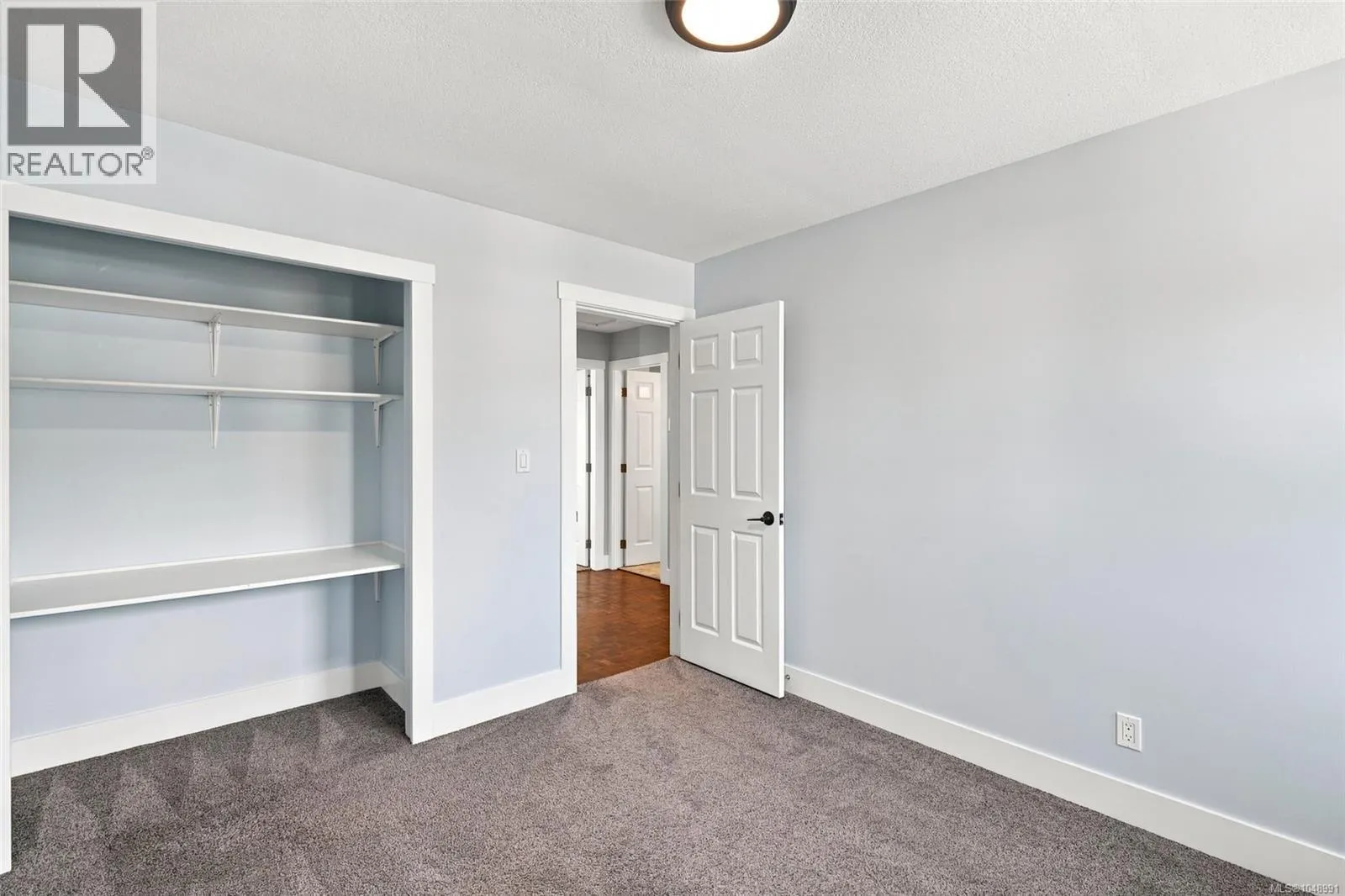 5822 Shadow Mountain Rd