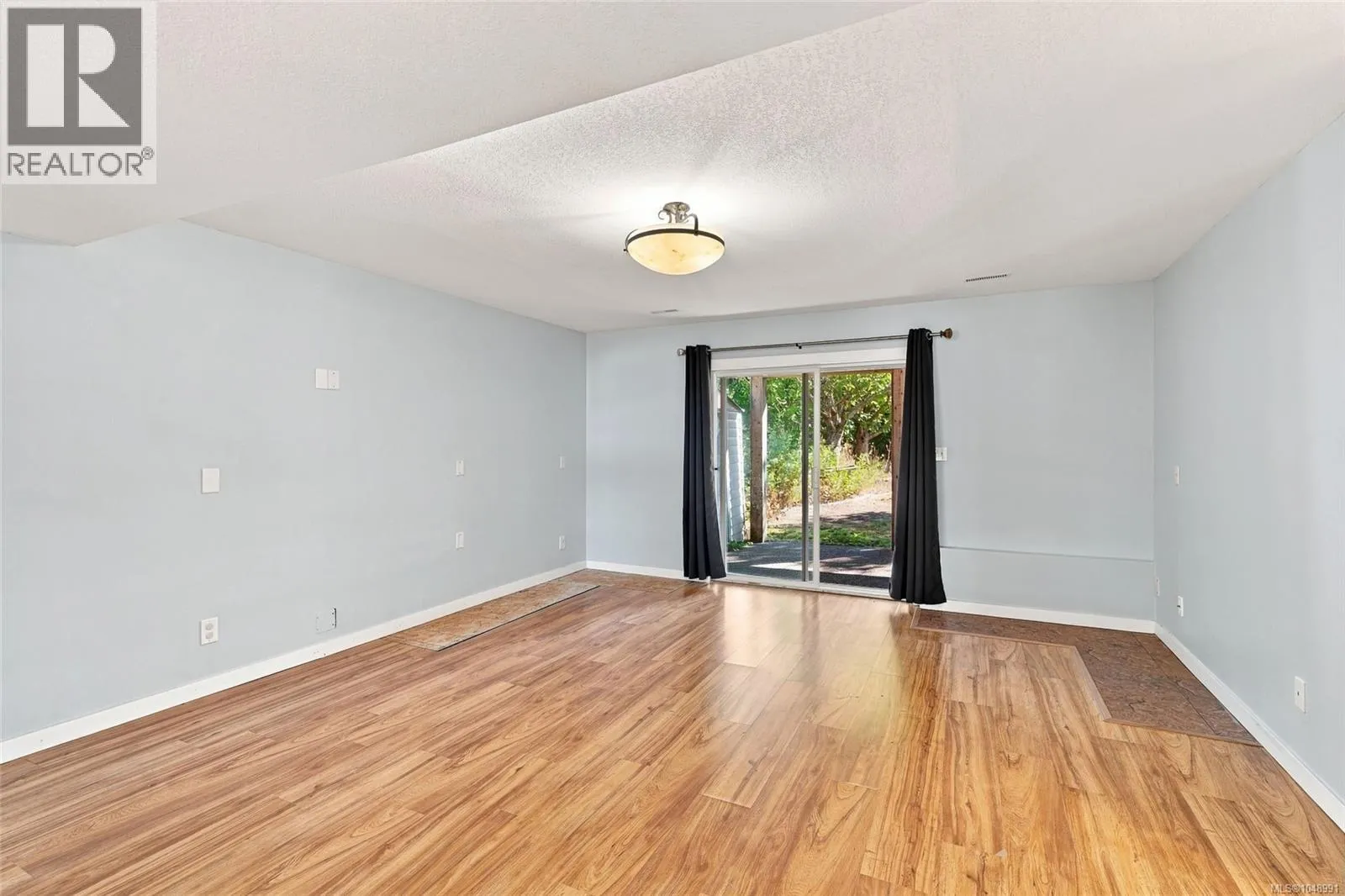 5822 Shadow Mountain Rd