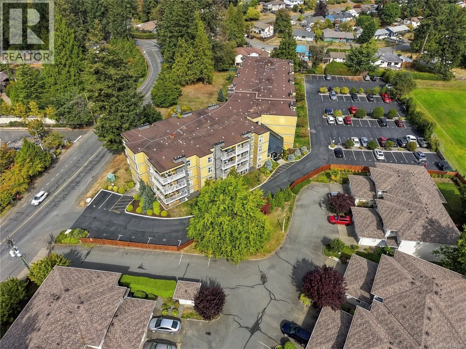 313 3270 Ross Rd