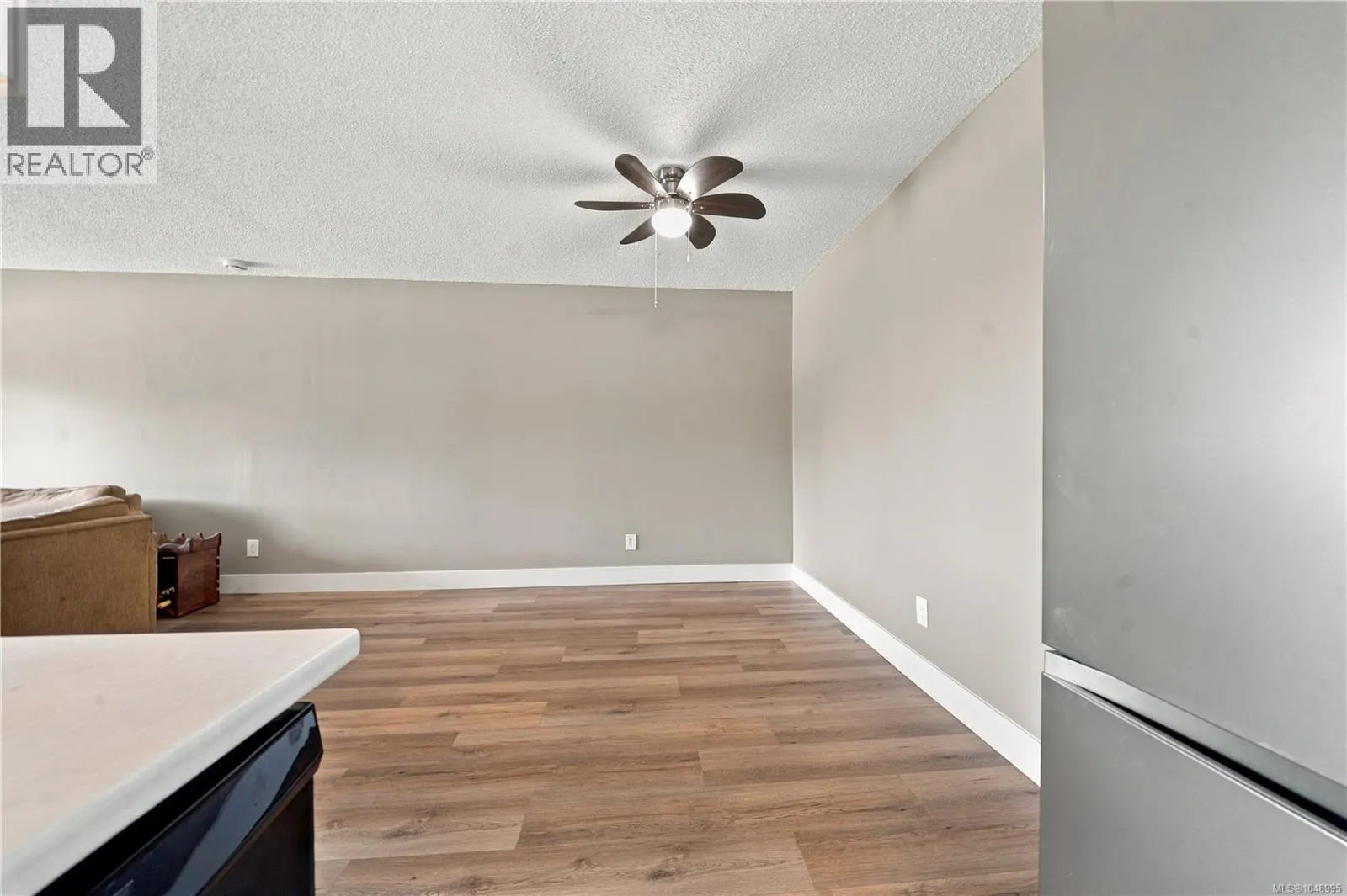 313 3270 Ross Rd
